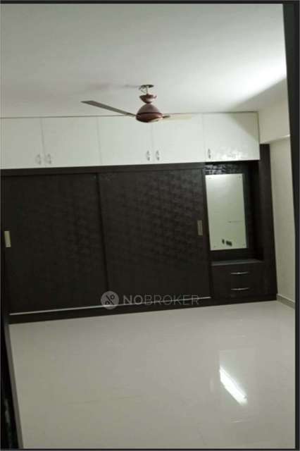 2 BHK Flat In Navanaami Platina , Thanisandra Main Road For Sale  In Thanisandra Main Road