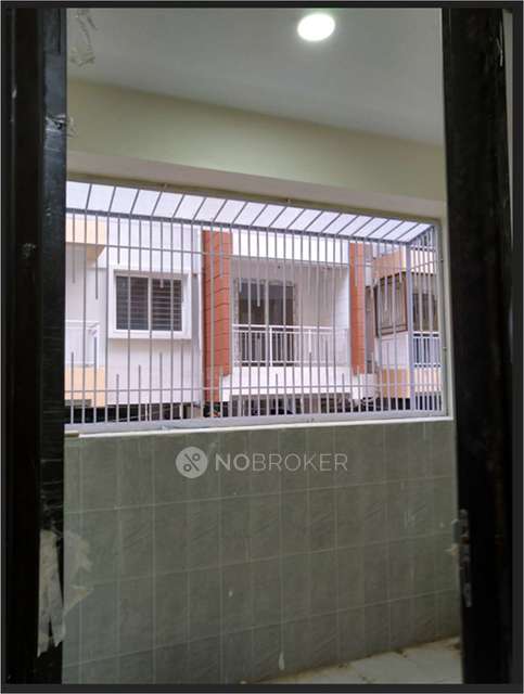 2 BHK Flat In Navanaami Platina , Thanisandra Main Road For Sale  In Thanisandra Main Road