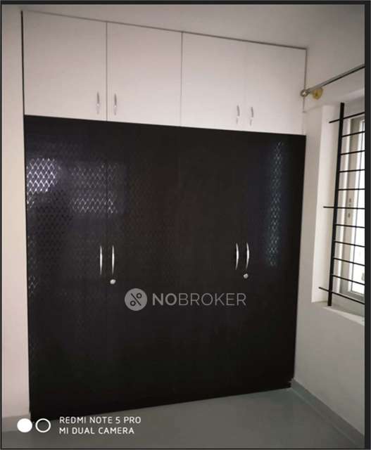 2 BHK Flat In Navanaami Platina , Thanisandra Main Road For Sale  In Thanisandra Main Road