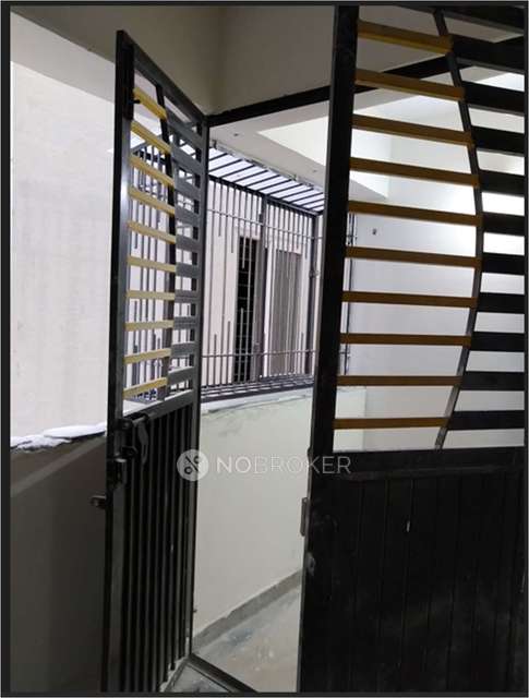 2 BHK Flat In Navanaami Platina , Thanisandra Main Road For Sale  In Thanisandra Main Road