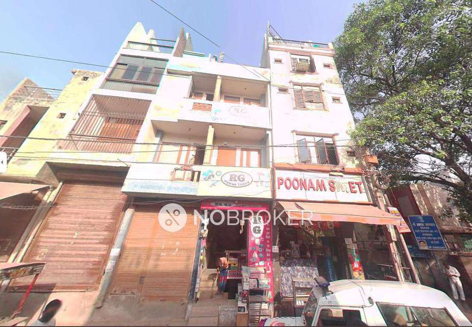 Shop in Sangam Vihar, Delhi for sale 