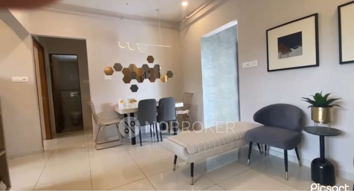 1 BHK Flat In Kolte Patil Universe R10 For Sale  In R10 Universe I Building