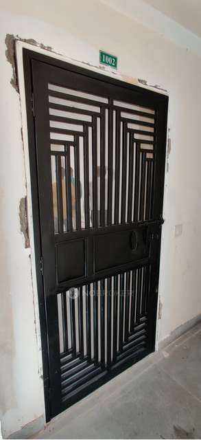 2 BHK Flat In Shaurya Klassic Sector 134 For Sale  In Jaypee Wishtown Klassic