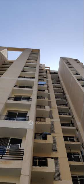 2 BHK Flat In Shaurya Klassic Sector 134 For Sale  In Jaypee Wishtown Klassic