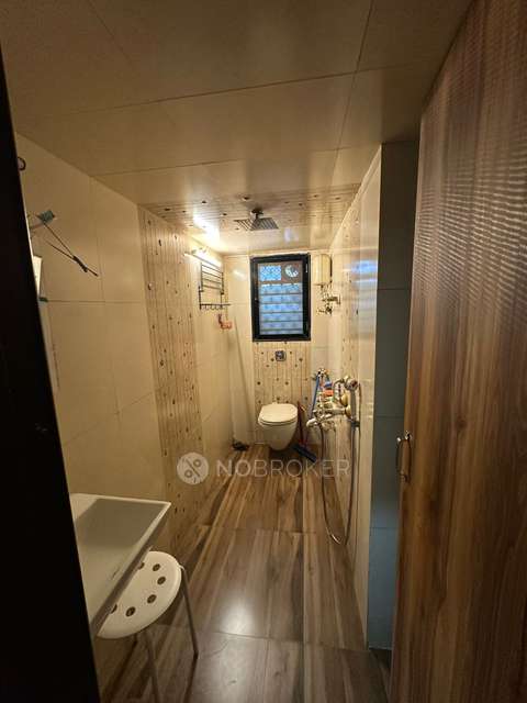 2 BHK Flat In Benzer Tower For Sale  In Kandivali East