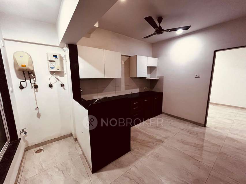 2 BHK Flat In Rizvi Cedar, Malad East for Rent  In Malad East