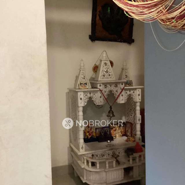 2 BHK Flat In 12th Avenue Gaur City -2 For Sale  In Gaur City 2