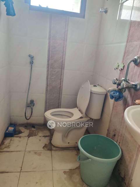 2 BHK Flat In Vg Ruby And Vg Emarald Apartments For Sale  In Radhe Nagar Colony Road