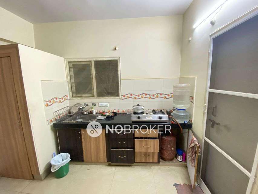 2 BHK Flat In Madhu Park Ridge For Sale  In Langar Houz