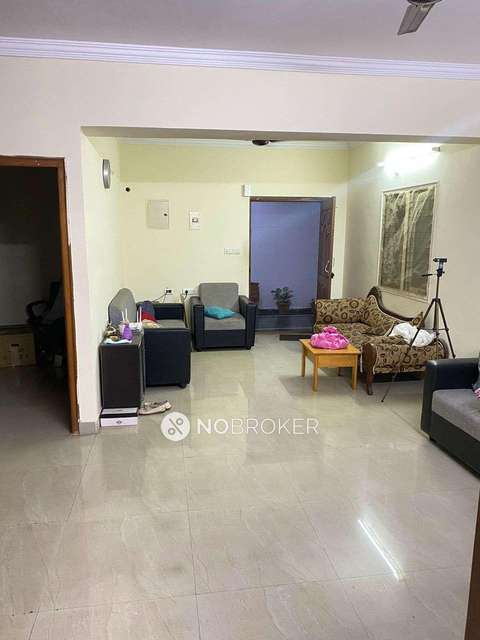 2 BHK Flat In Madhu Park Ridge For Sale  In Langar Houz