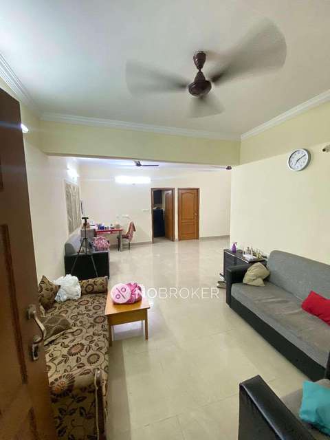 2 BHK Flat In Madhu Park Ridge For Sale  In Langar Houz