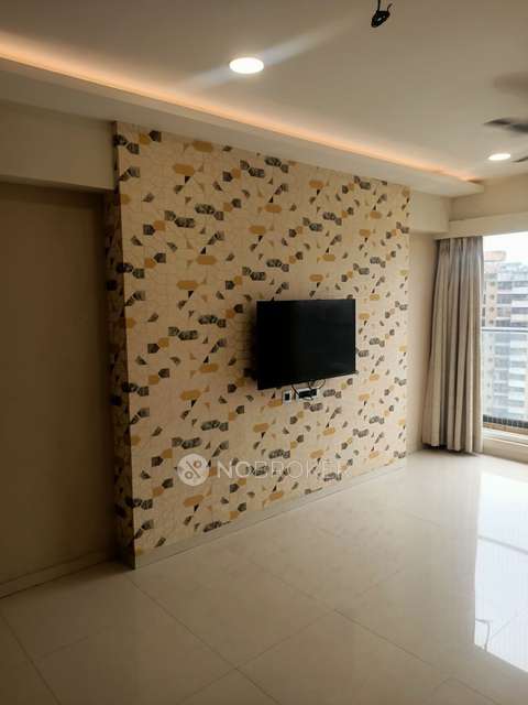 2 BHK Flat In Ashapurti Co-operative Housing Society Limited For Sale  In Kurla East