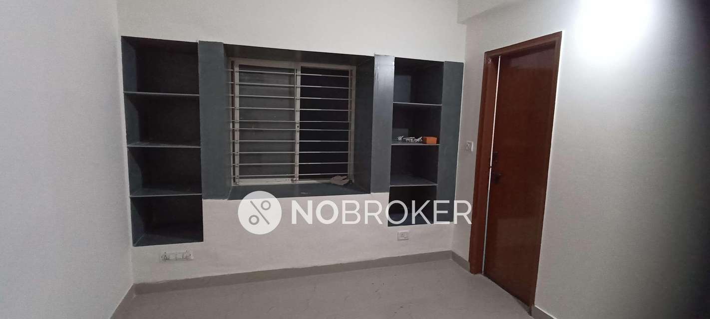 2 BHK Flat In Khb Diamond Apartment For Sale  In Bsm Extension