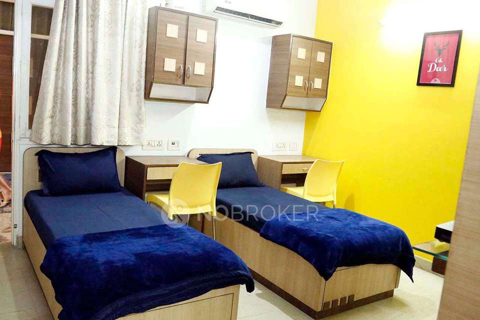 PG for Boys in Sector 24