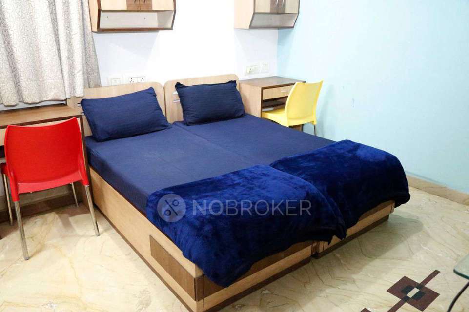 PG for Boys in Sector 24