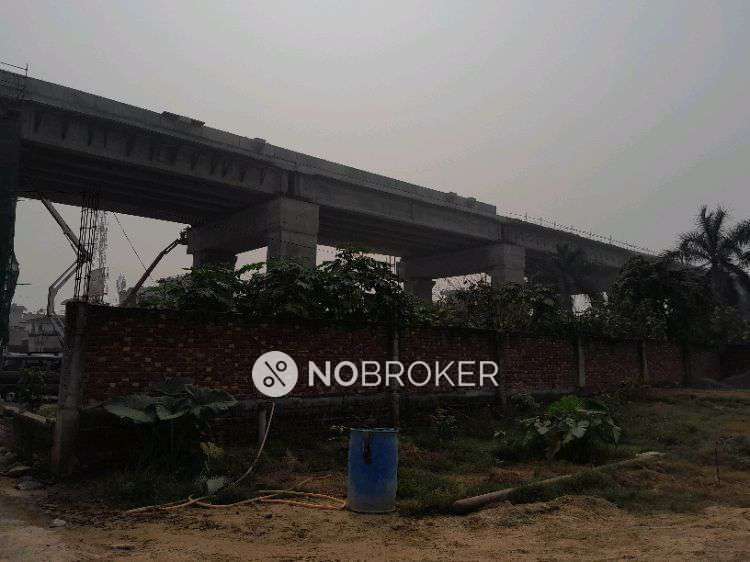 Godown/Warehouse in Duhai, Ghaziabad for sale