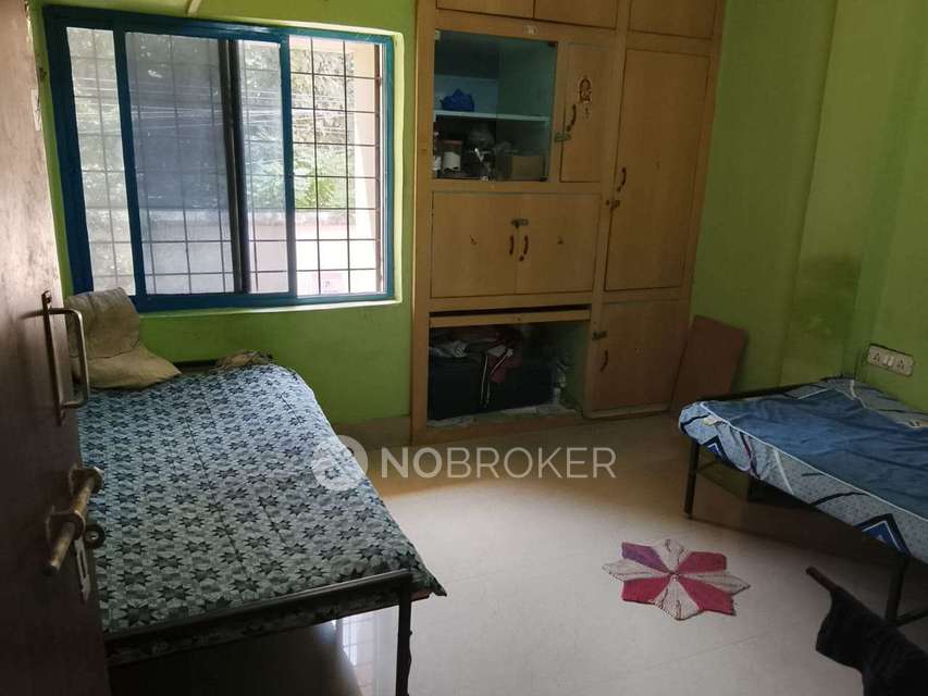 Shared Room for Male In 2 BHK  In Begumpet