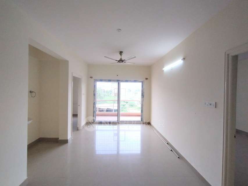 3 BHK Flat In Keerthi Heights For Sale  In  Krishnarajapura, Bengaluru