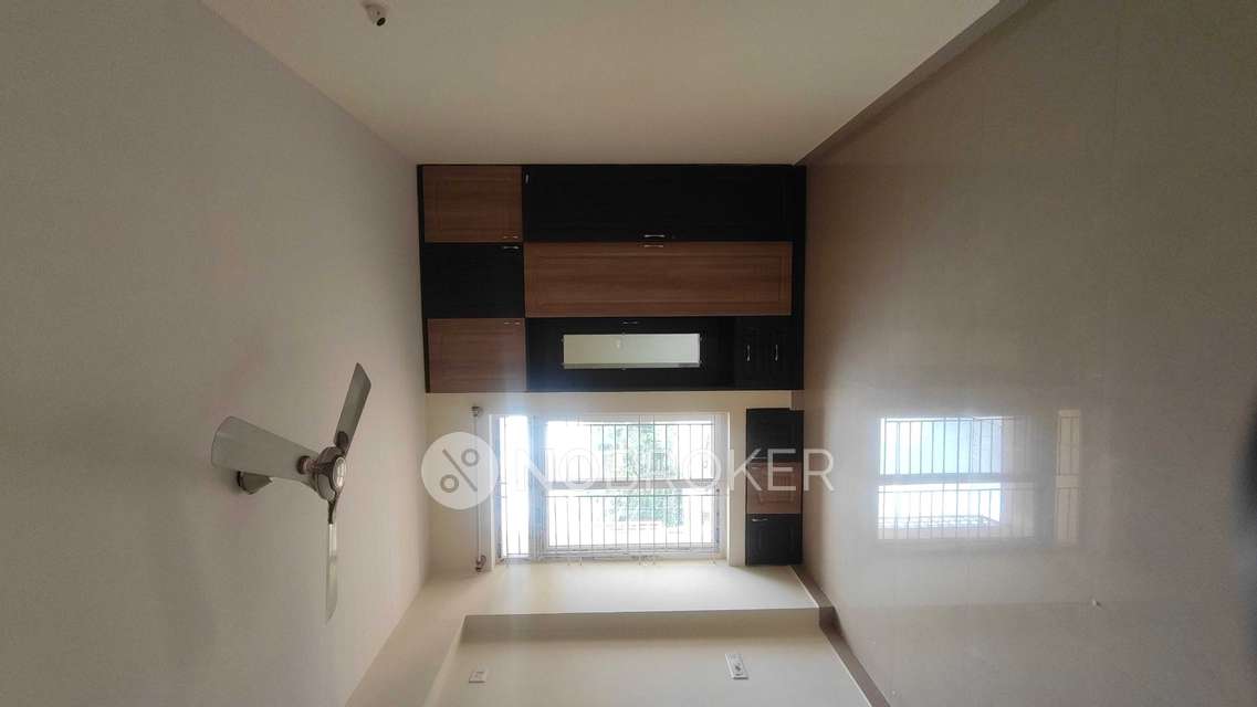 3 BHK Flat In Keerthi Heights For Sale  In  Krishnarajapura, Bengaluru