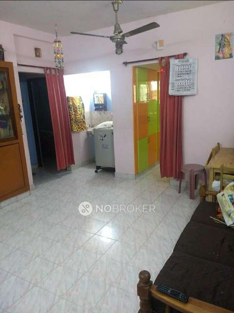 2 BHK Flat In Sabapathi Apartments For Sale  In Adambakkam