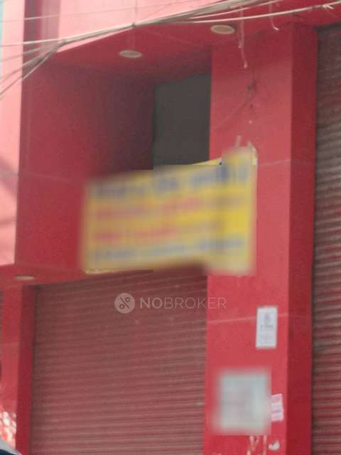 Shop in Mahavir Enclave, Delhi for Rent 