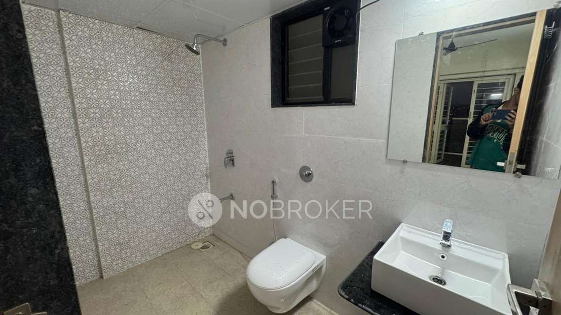 3 BHK Flat In Kohinoor Viva City for Rent  In Dhanori