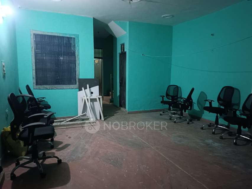 Office Space in Darbari Lal Foundation World School, Greater Noida for Rent 