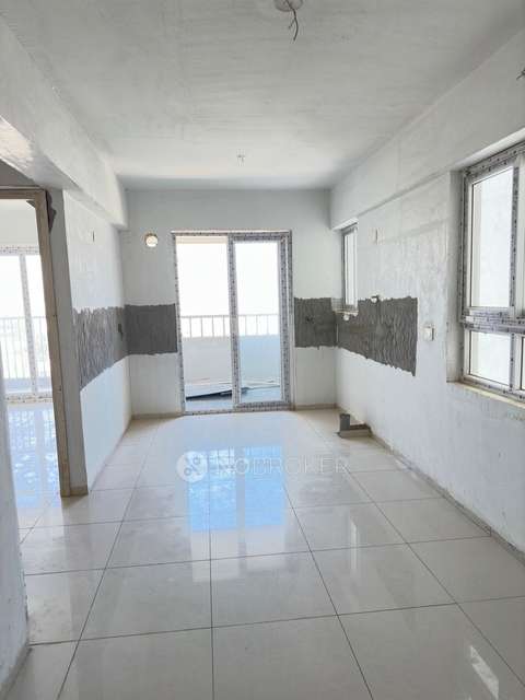 2 BHK Flat In Ds Max Sky Shubham For Sale  In Kr Puram