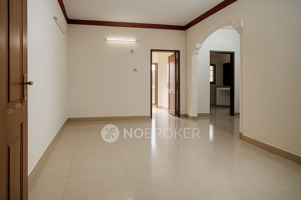 2 BHK Flat In Friends Enclave For Sale  In Friends Enclave