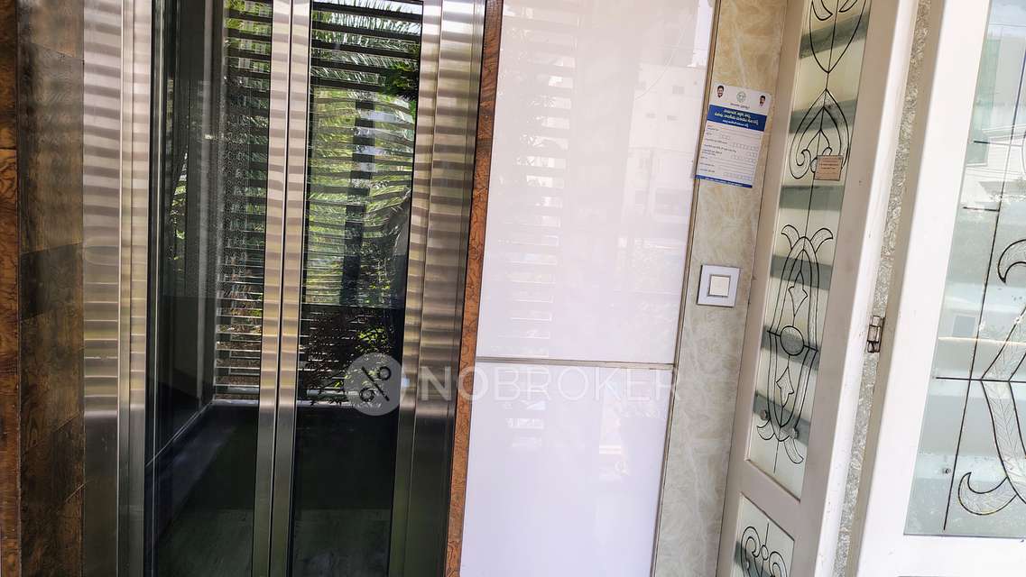 4+ BHK Flat In Shubham  Residency For Sale  In Jubilee Hills