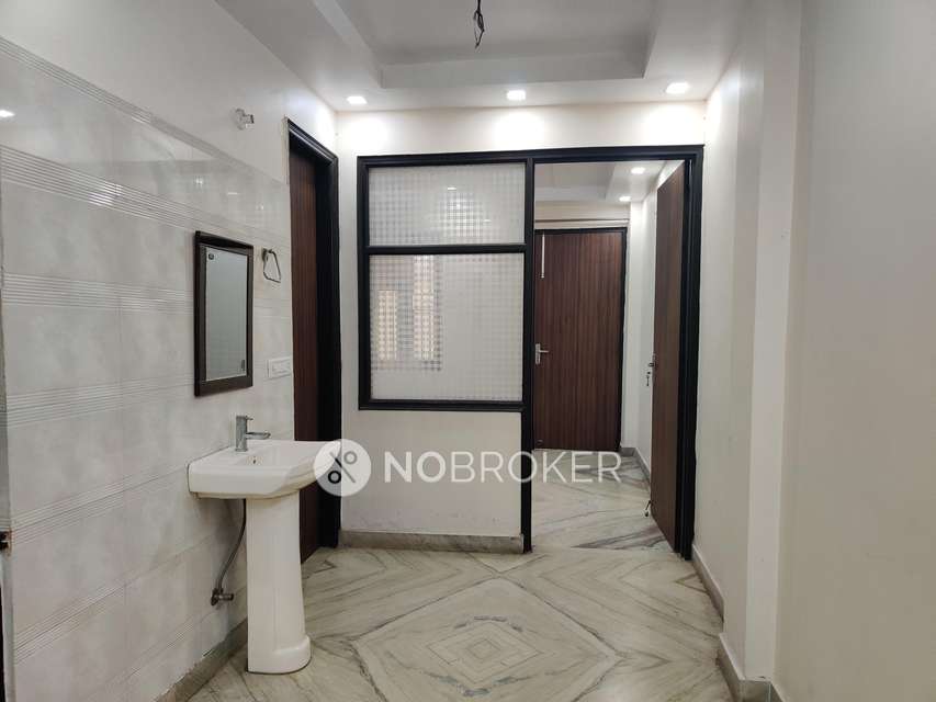 2 BHK Flat For Sale  In Tilak Nagar