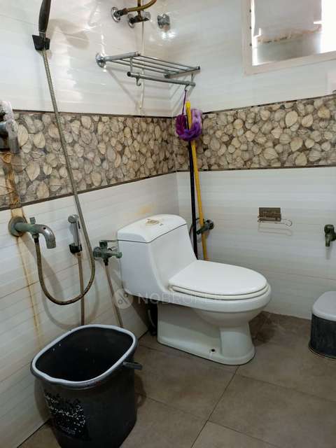 2 BHK Flat In Doshi Gardens For Sale  In Vadapalani