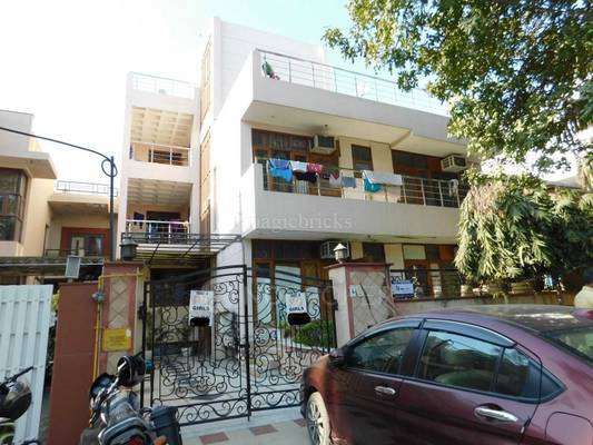 1 BHK Flat In Trusted Life for Rent In Sector 14