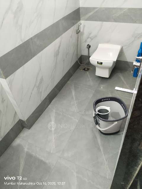 2 BHK Flat In Vaibhavlaxmi Peak 25 For Sale  In Vikroli East