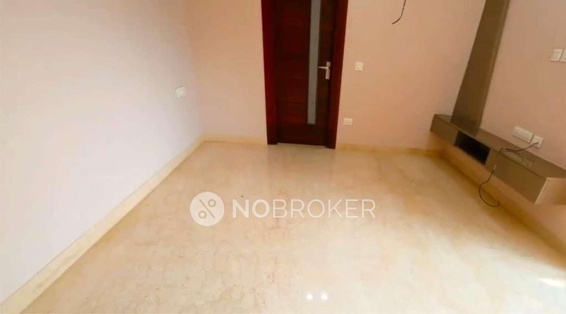 4 BHK Flat In South City 2 For Sale  In Sector 49