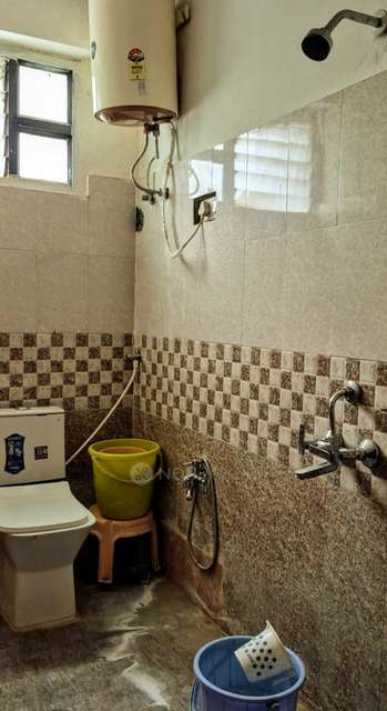 2 BHK Flat In Cauvery Apartments Domalguda For Sale  In Himayathnagar