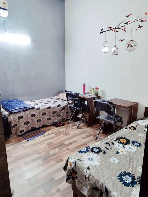 PG for Girls in Okhla