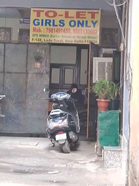 PG for Girls in Lado Sarai