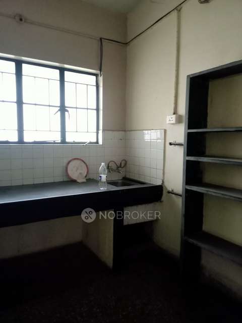 2 BHK Flat In Mantri Park 1 And 2 for Rent  In Kothrud