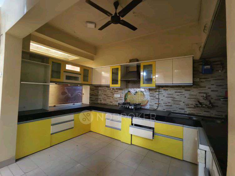 3 BHK Flat In Mantri Kishor Park For Sale  In Ashok Nagar