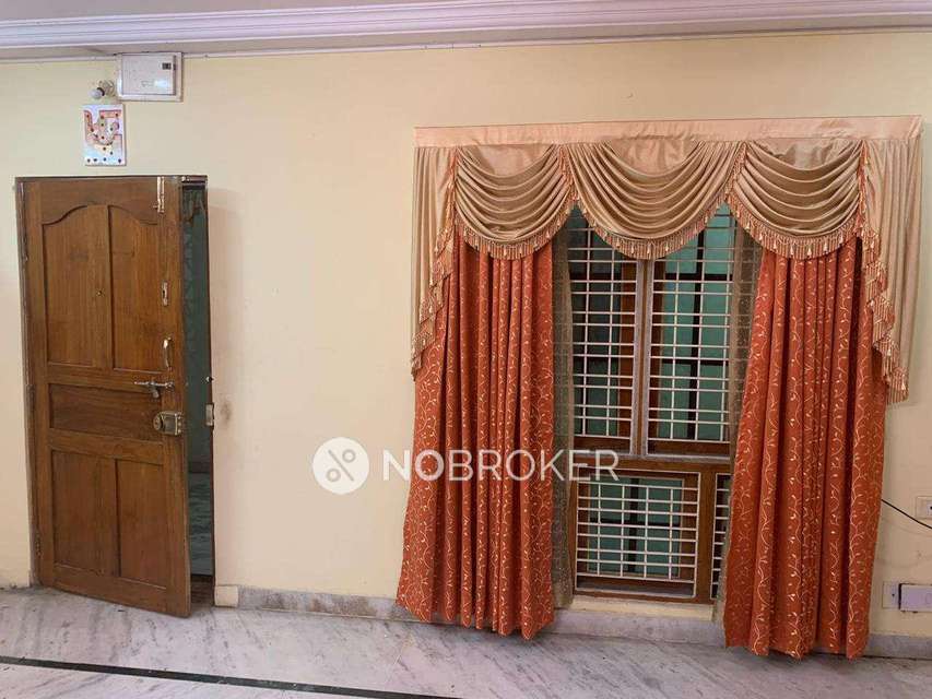 3 BHK Flat In Vaishnavi Residency For Sale  In Hafeezpet