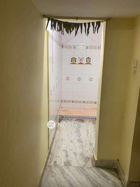 3 BHK Flat In Vaishnavi Residency For Sale  In Hafeezpet