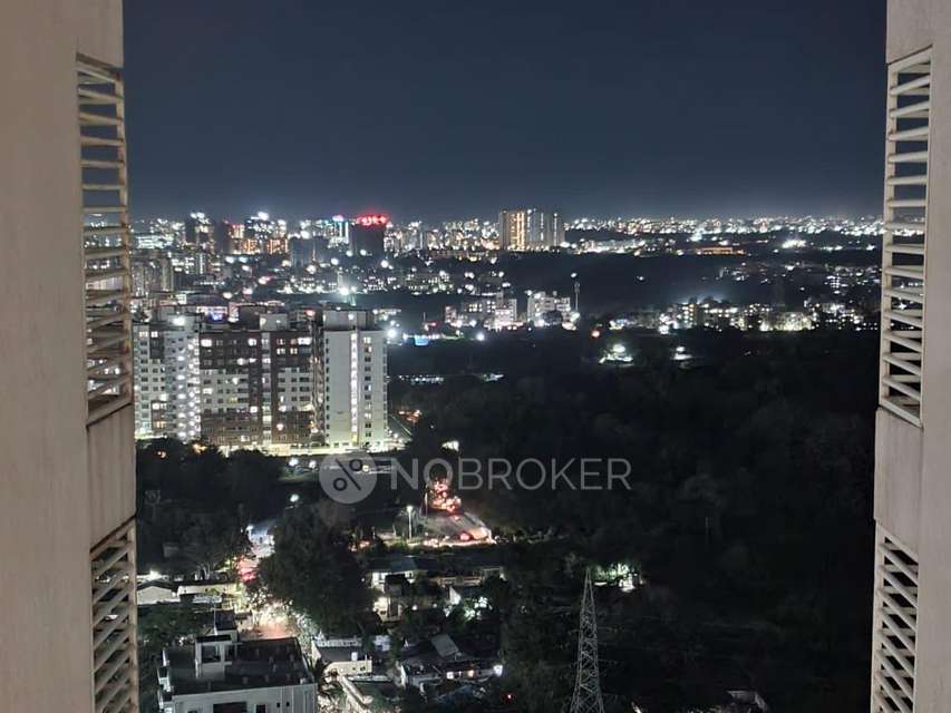 Single Room for Male In 3 BHK  In Tower 30, Trendy Towers In Hadapsar