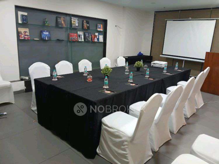 Office Space in Ginger Mumbai, Andheri East, Mumbai for Rent 