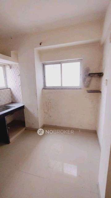 1 BHK Flat In Lake Bridge Apartment For Sale  In Jambhulwadi 