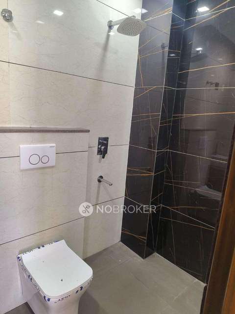 3 BHK Flat In Sb For Sale  In Samta Enclave, Qutub Vihar