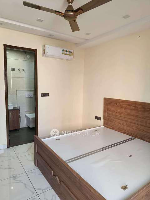 3 BHK Flat In Sb For Sale  In Samta Enclave, Qutub Vihar