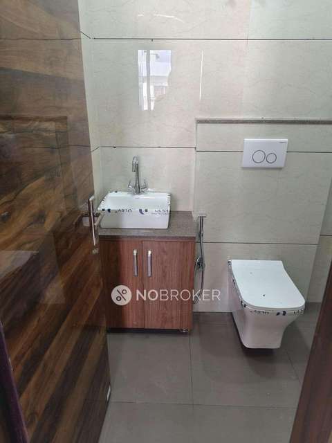 3 BHK Flat In Sb For Sale  In Samta Enclave, Qutub Vihar