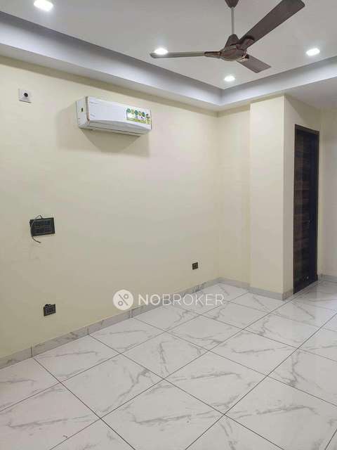 3 BHK Flat In Sb For Sale  In Samta Enclave, Qutub Vihar