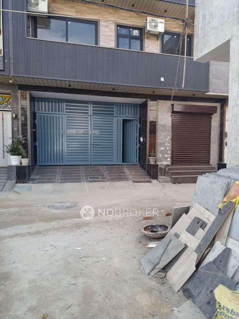 3 BHK Flat In Sb For Sale  In Samta Enclave, Qutub Vihar